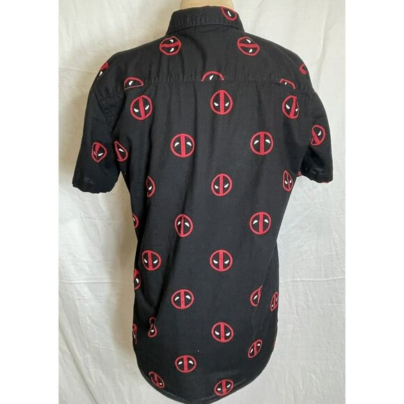 MARVEL DEADPOOL Men's Black Red All Over Print Short Sleeve Button Shirt Sz M - Picture 4 of 8